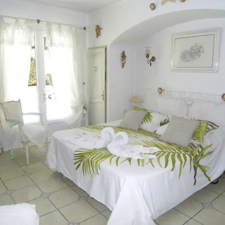 Cozy Holiday At Roquebrune-sur-argens With Pool Roquebrune-sur-Argens