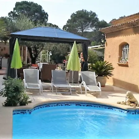 Cozy Holiday At Roquebrune-sur-argens With Pool Holiday home *