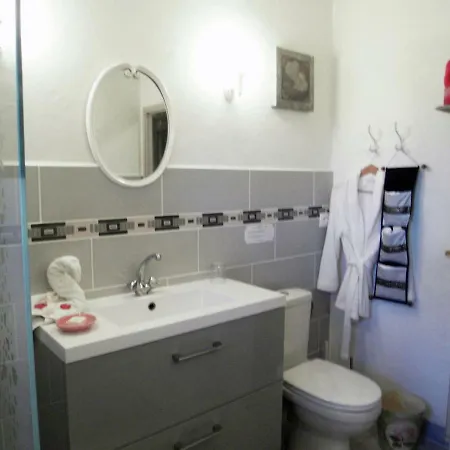 Cozy Holiday At Roquebrune-sur-argens With Pool * Roquebrune-sur-Argens